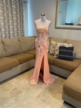 New Windsor Small Women Strapless Floral Sequin Formal Dress Orig price $179